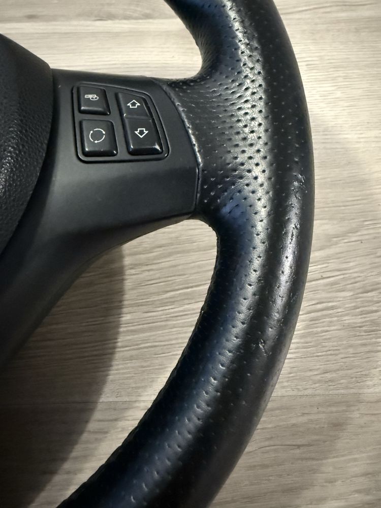 Волан BMW M Sport E90 E91 E92 БМВ Е90 Е91 Е92