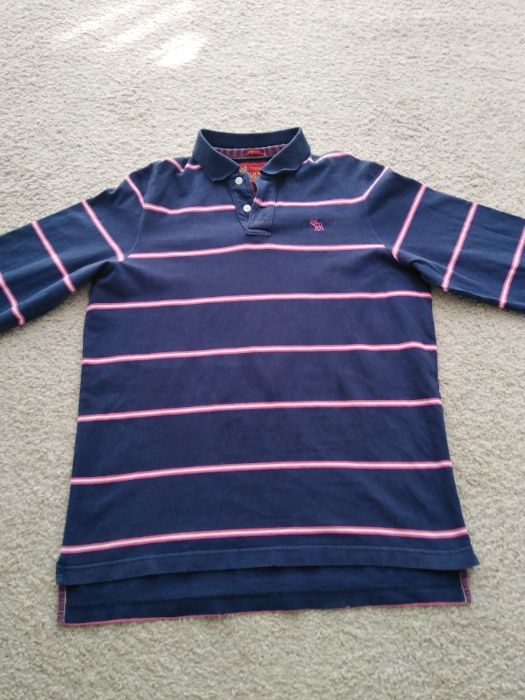 Vand bluza polo sport A&F, noua.,calitate import Germania,mar.L