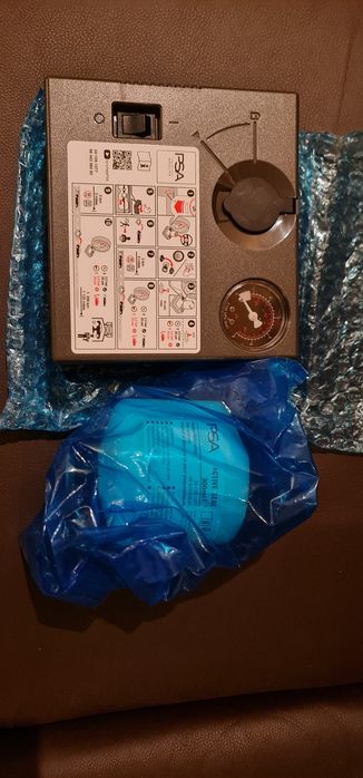 Compresor aer și recipient cu spuma