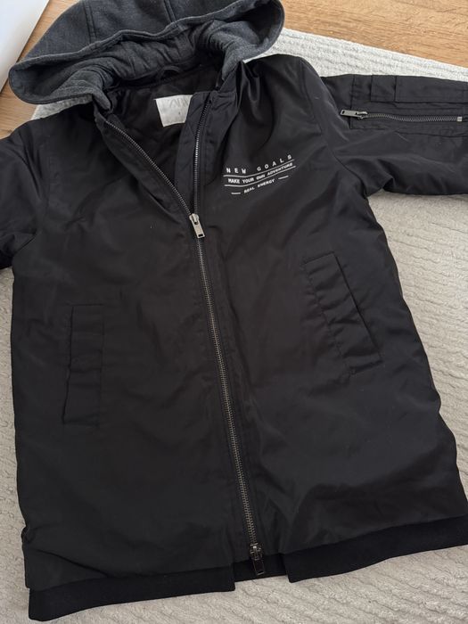 Zara яке и черни горнища 116/122см 6/7години