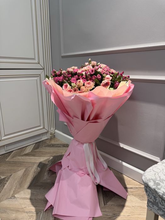 Кустовые розы метровые