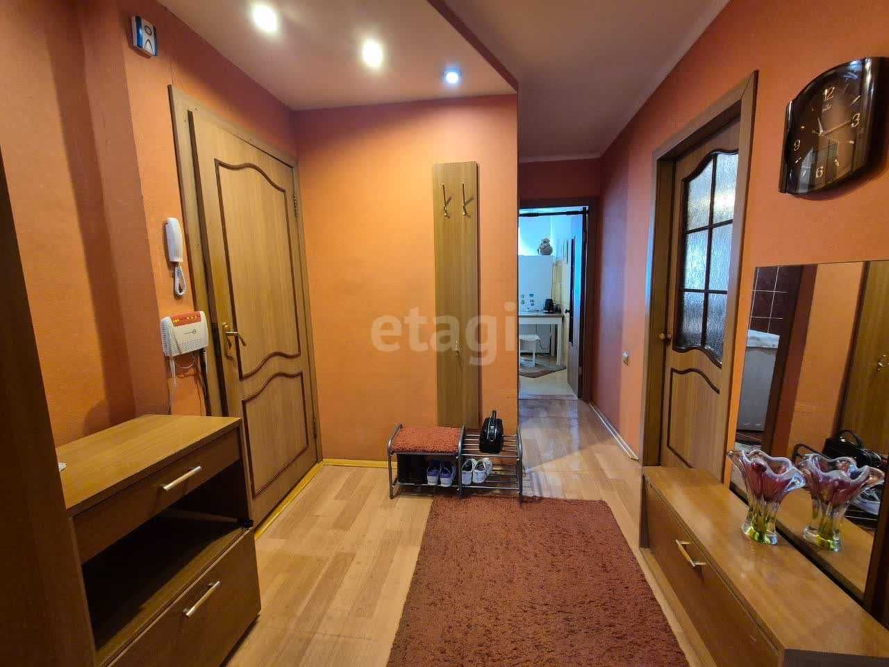 Продам 3 комнатную СОБЕС Центр