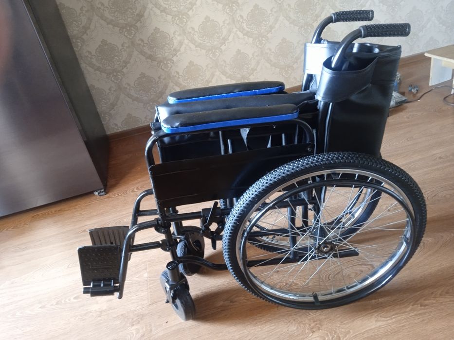 Инволидноя коляска для взрослых