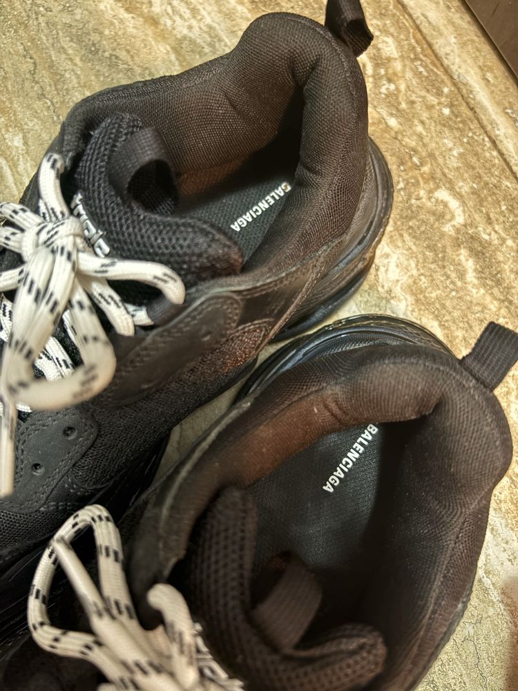 Balenciaga Triple S - 43