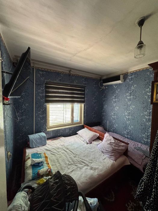 Продам квартиру Ахмад Югнакий 3-5/3/5 Ahmad Yugnakiyda 3 xona sotiladi