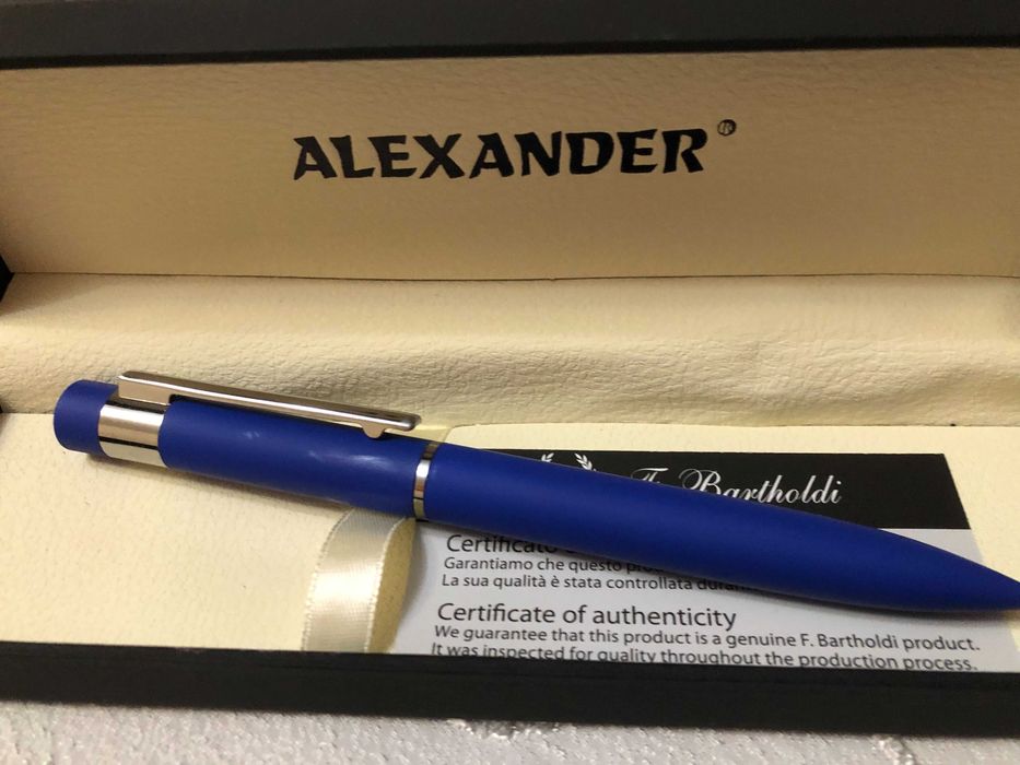 Бизнес аксесоари F. Bartholdi – бележник и химикалки в подаръчни кутии