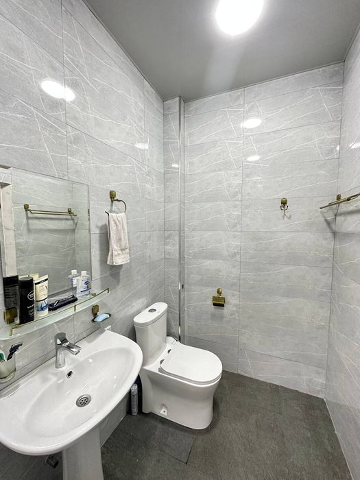 Хонободда коттедж сотилади