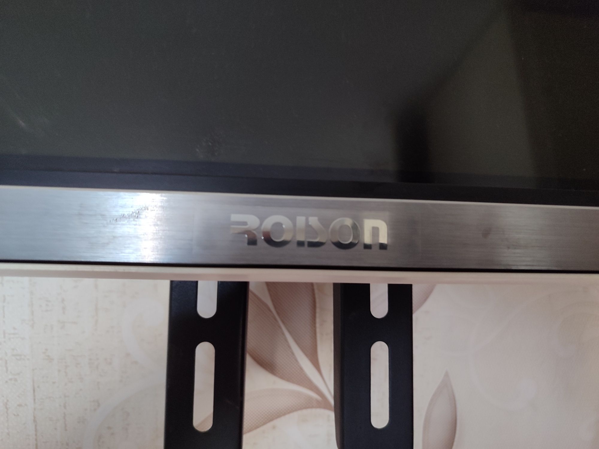 Rosion Televizor 43lik