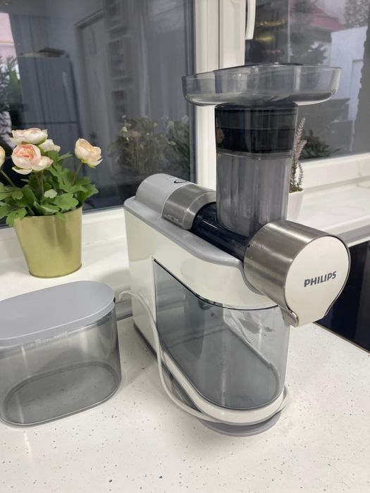 Storcator de fructe si legume cu presare la rece