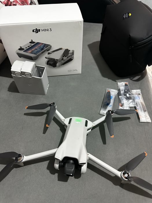 DJI Mini 3 Fly More Combo - с активиран FCC режим.