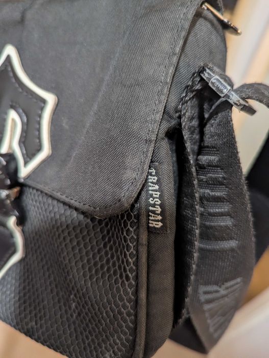 Trapstar чанта Черна