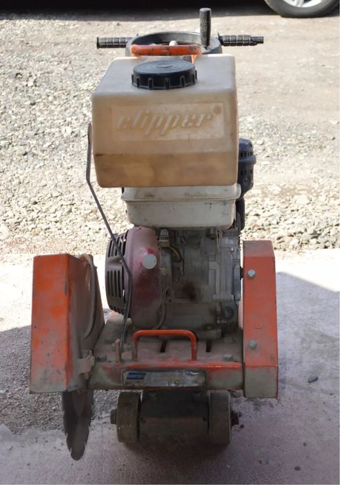 Nortun Clipper c99 masina de taiat asfalt