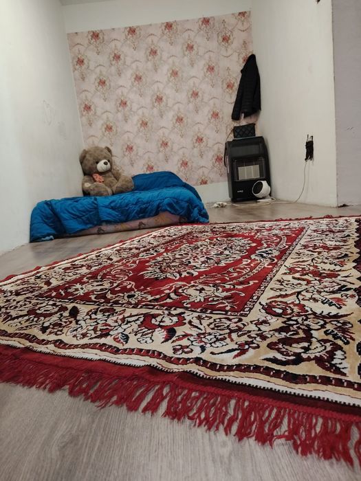 Vând apartament semidecomandat 2 camere