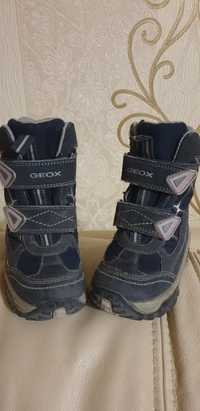 Сапоги GEOX 27 размер и ботинки Geox 31 р