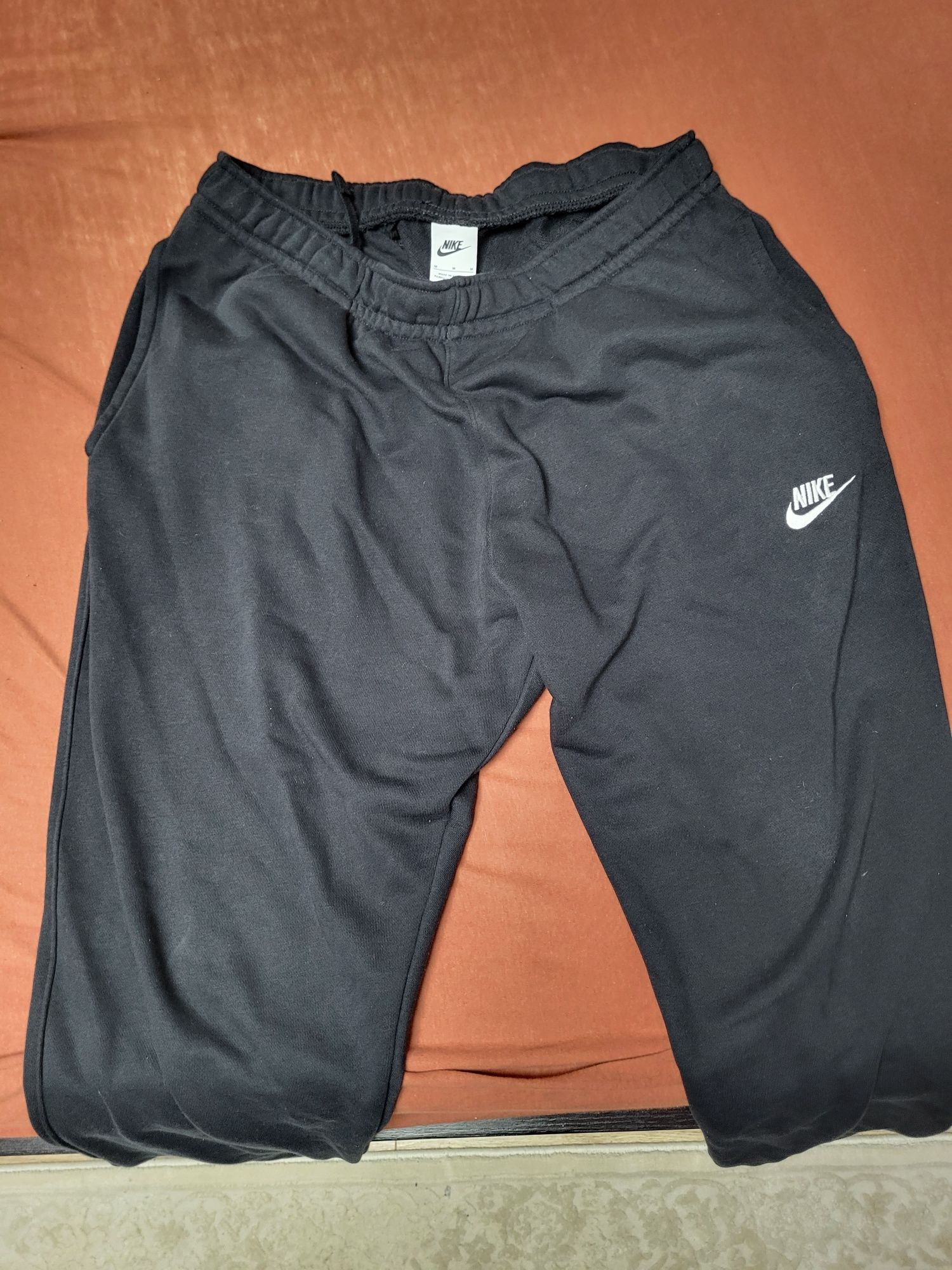 Pantaloni nike M