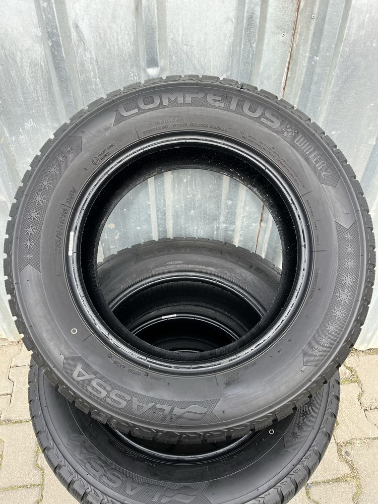 4 anvelope iarna 215/65 R16, marca Lassa, DOT 2020, 6mm profil ramas!