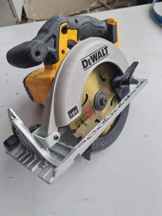 Ръчен циркуляр DeWalt оригинал