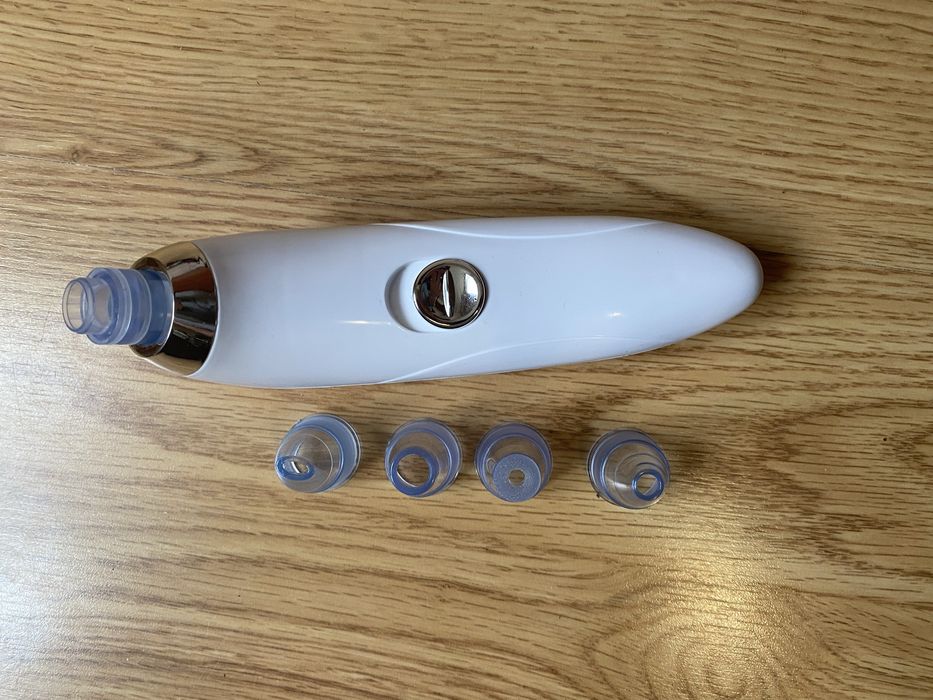 Машинка за премахване на черни точки и ексфолиране