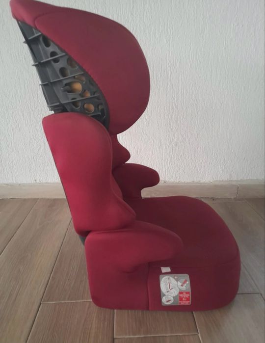 Scaun de bebe pentru masina folosit foarte putin.