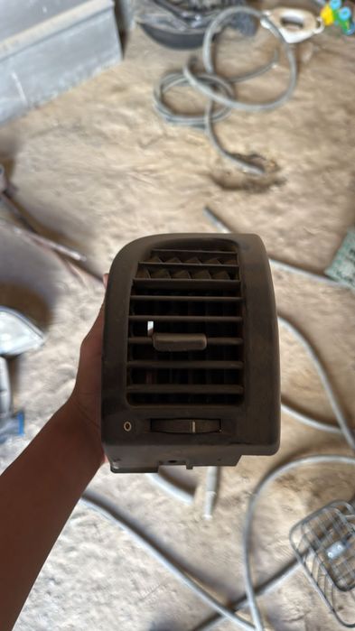 Зафира завчаст бар