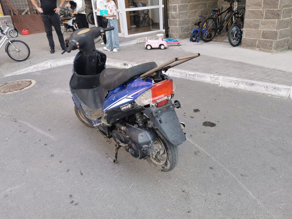 Продаю скутер "Racer meteor" 80 куб