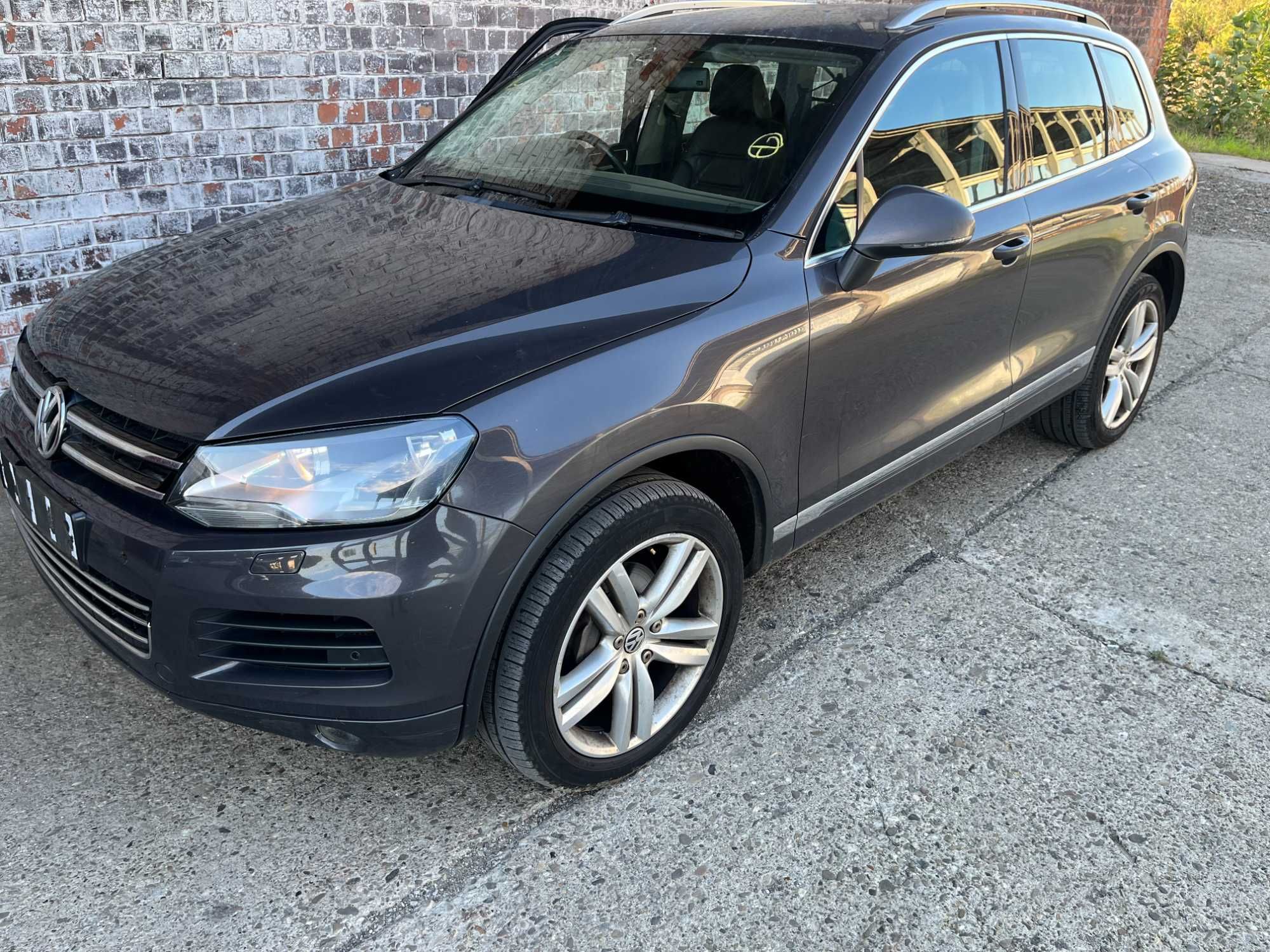 Piese din dezmembrari volkswagen touareg 7P 2012