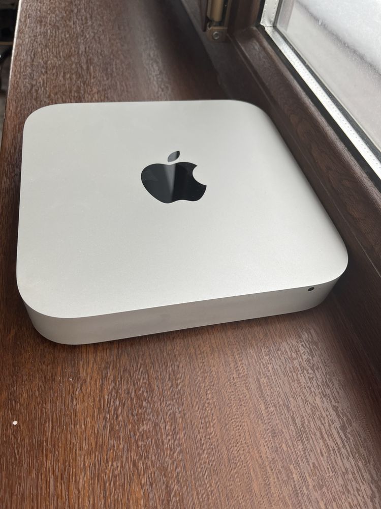 Macmini, 12 Gb память, Intel Core i5, 2.5 Ghz