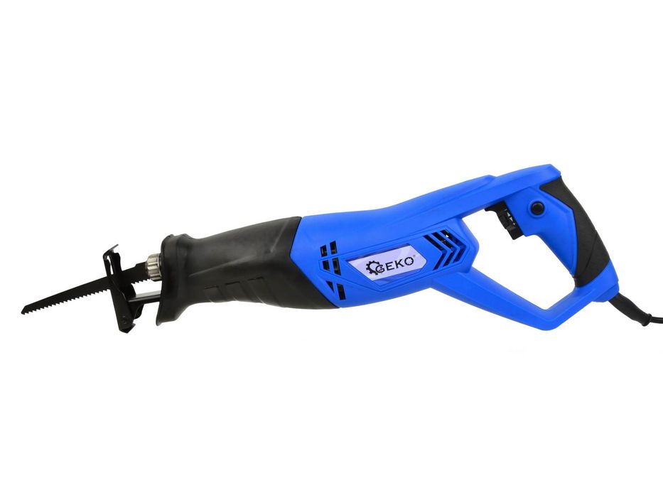 Саблен трион 900W