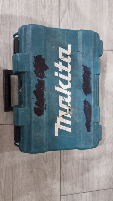 Autofiletanta Makita HP457D ,perfect funcțional, full box