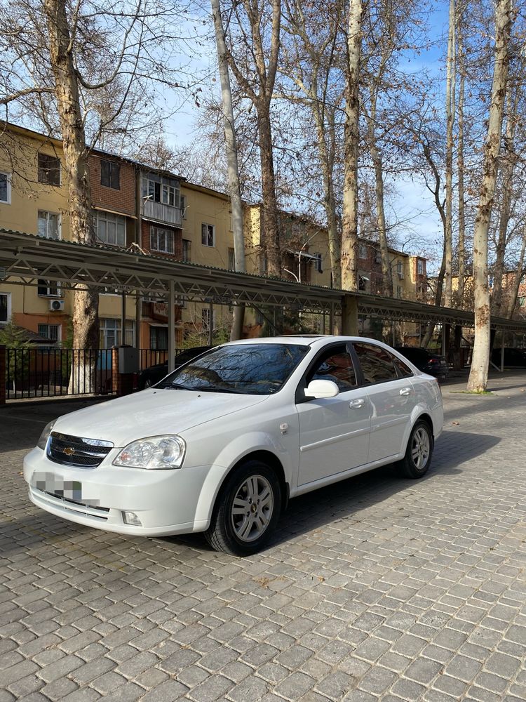 Chevrolet Lacetti, 3-позиция