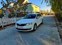 Skoda RAPID Autoturism achizitionat de nou din Romania