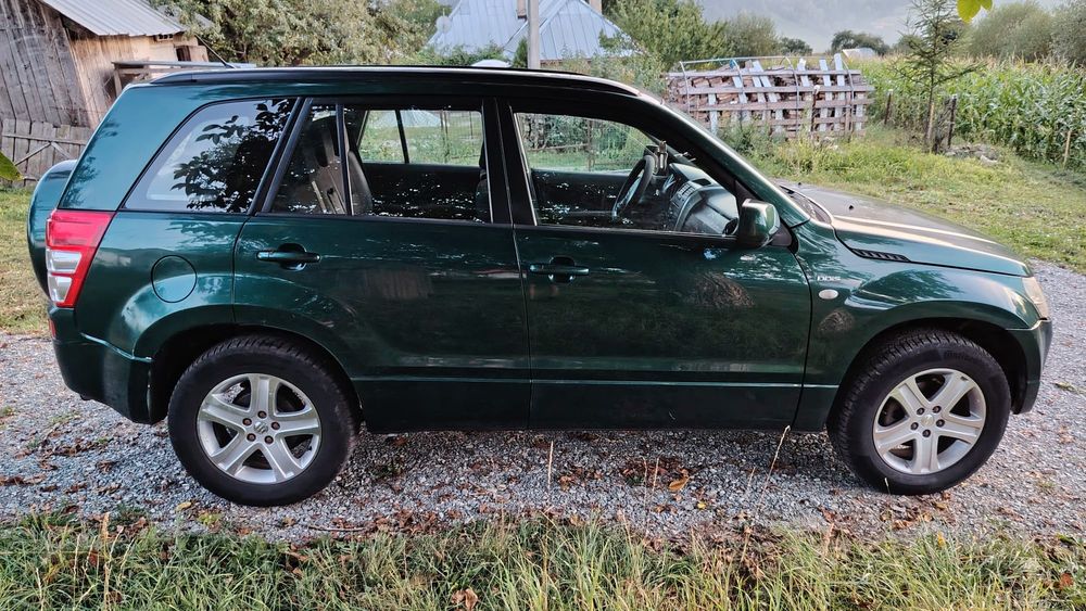 Vând Suzuki Grand Vitara 2