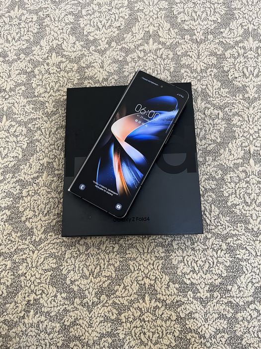 Samsung Galaxy Fold 4 512GB Dual Sim