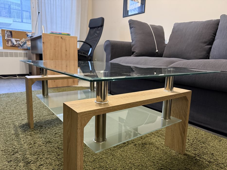 Стъклена Холна маса