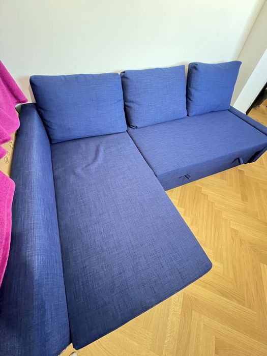 Colţar extensibil cu depozitare