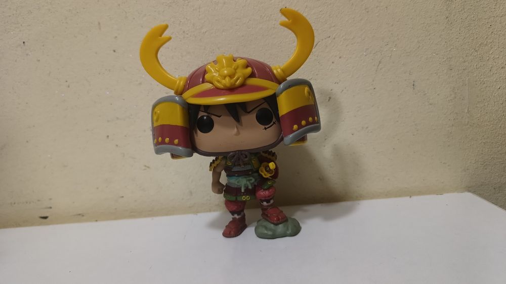Figurina Armored Luffy Funko Pop