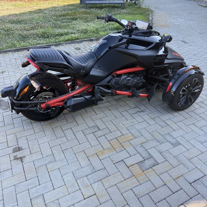 Can am Spyder F3 Black 2024 Ca nou, cel mai mic pret 16.000 Tva inclus