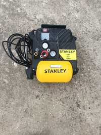 Vând compresor   Stanley 5lt