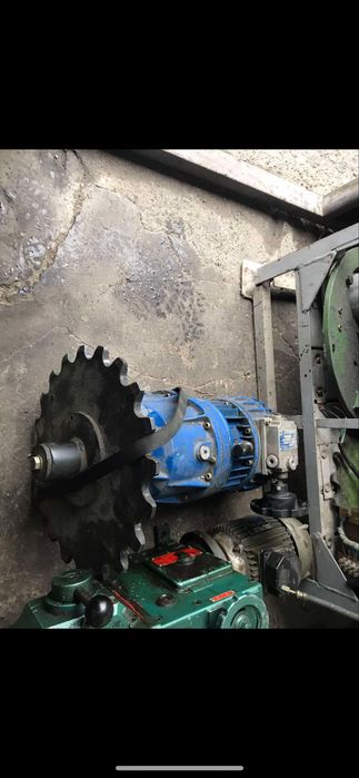 Продавам Редуктори