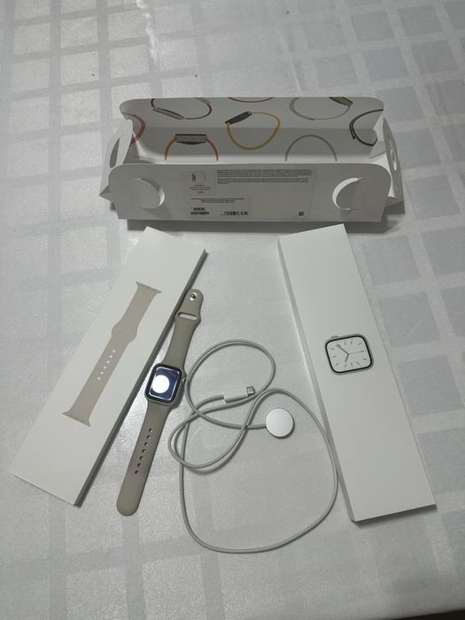 Продам часы APPLE Watch 7