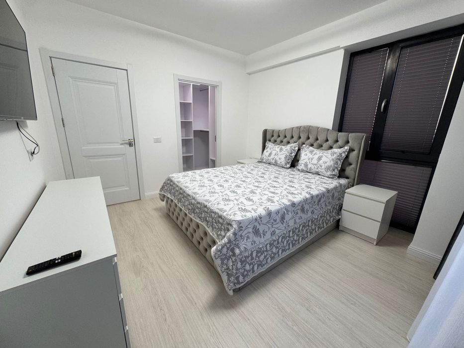 Apartament decomandat 2 camere. De închiriat.