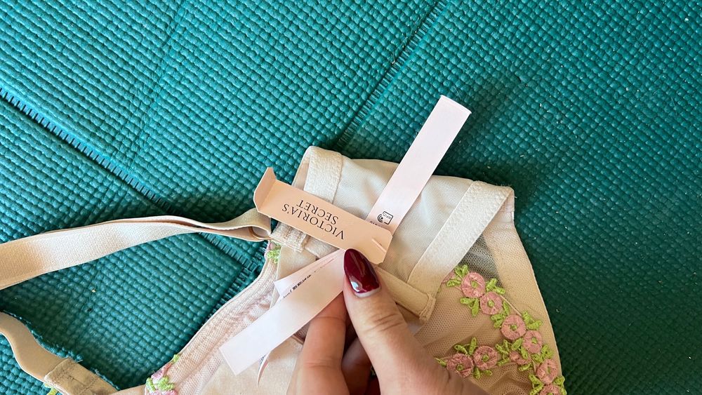 Сутиен Victoria’s Secret