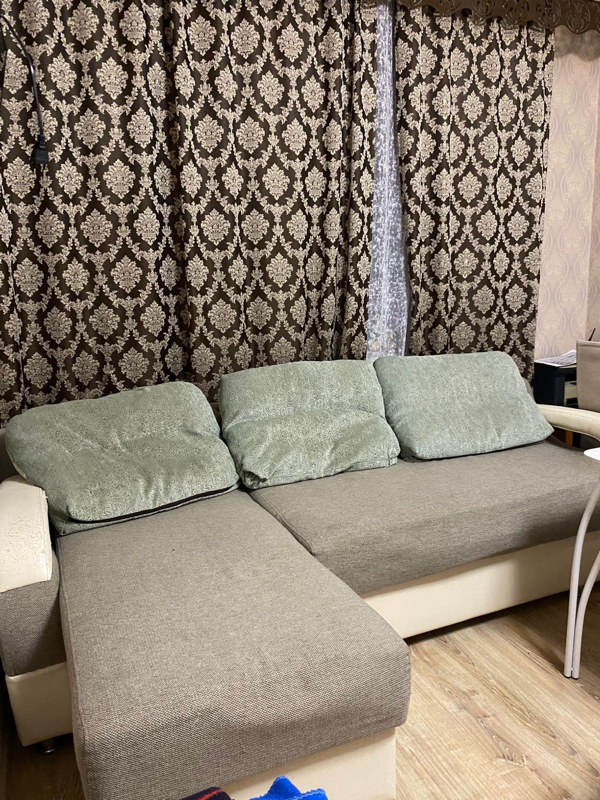 Продам диван 240*165