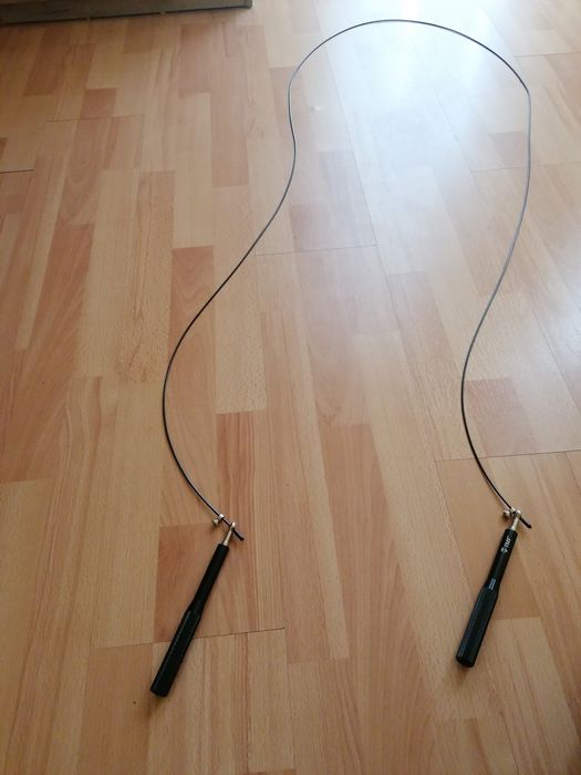 Въже за скачане - speed rope