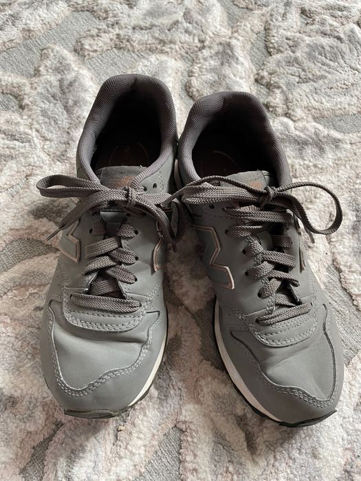 Adidasi New Balance 37