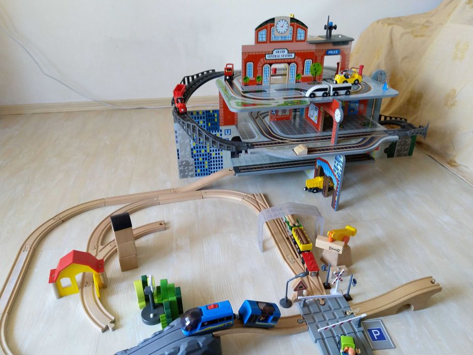 Set macazuri, poduri din lemn și plastic