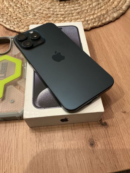 iPhone 15 Pro Max 256GB Deep Blue