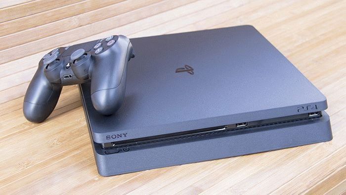*СРОЧНО* PlayStation 4 1TB SLIM 2 Контролёра ПРОШИТА