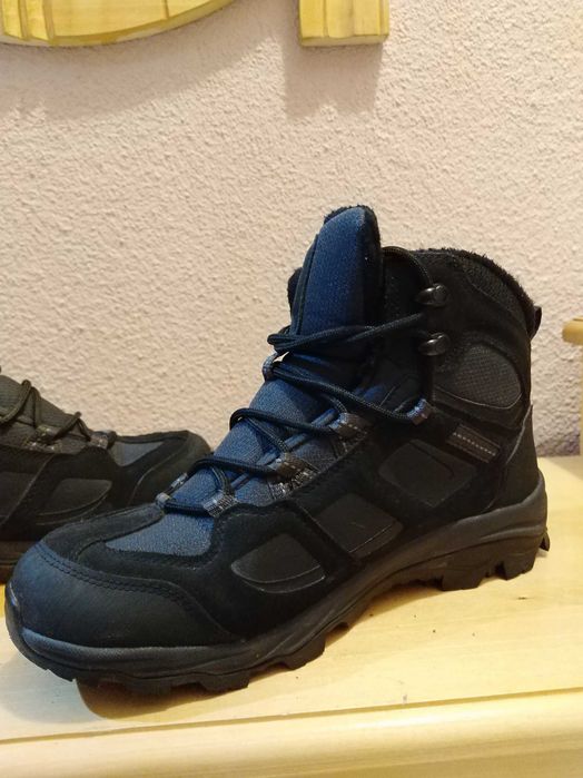 Jack Wolfskin
Обувки за туризъм VOJO3 WTTEXAPORE 41 номер JackWolfskin