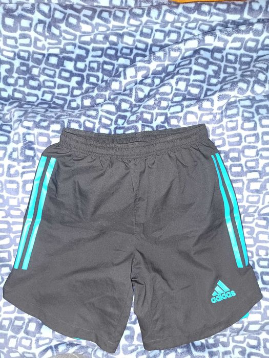 Къси панталони Adidas